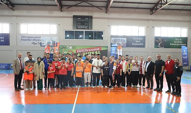 inegolde-engelsiz-turnuva-coskusu.jpg