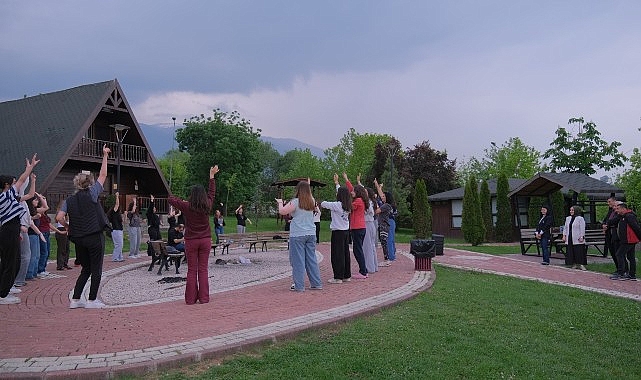 inegolde-genclerin-tubitak-bilim-kampi-basladi.jpg