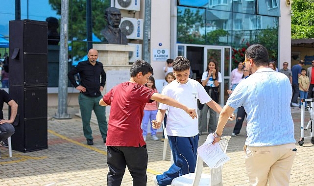 karabaglarli-gencler-sinav-oncesi-moral-depoladi.jpg