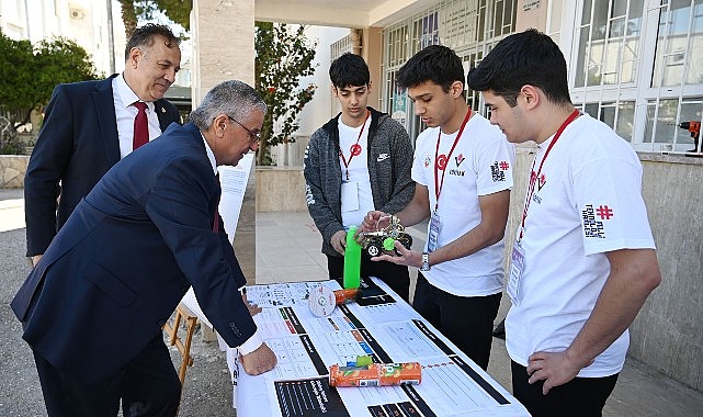 kemerde-tubitak-4006-bilim-fuari.jpg