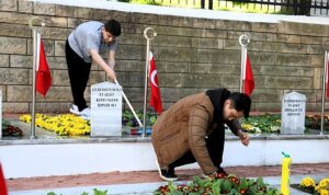 kutul-amare-sehitleri-izmitte-dualarla-anildi.jpg
