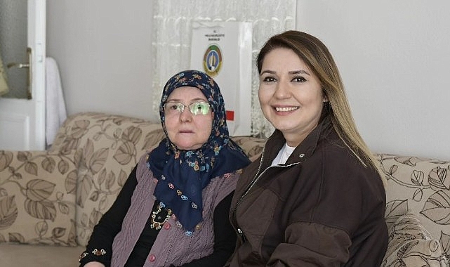 malkara-belediye-baskani-nergiz-karaagacli-ozturkten-anneler-gununde-gonullere-dokunan-bulusmalar.jpg