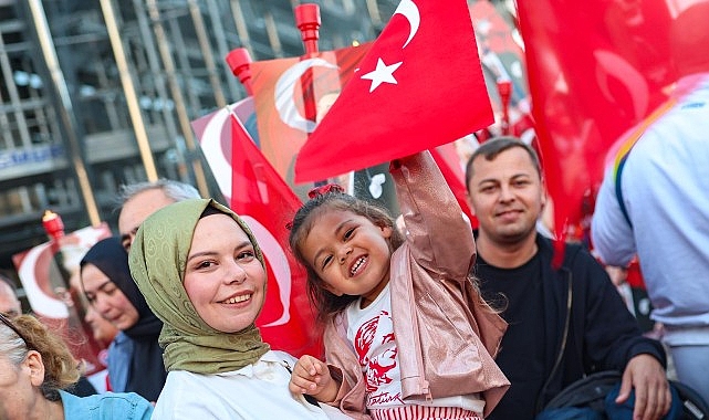 maltepe-19-mayista-tek-yurek.jpg