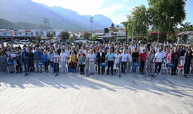 minik-ogrencilerden-muhtesem-dans-gosterisi.jpg