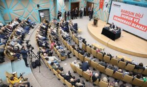 niluferde-demokrasi-ve-baris-bulusmasi.jpg