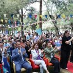 niluferde-engeller-sevgi-ile-asiliyor.jpg