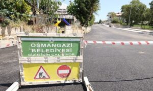 osmangazi-belediyesi-900-ton-asfalt-doktu.jpg