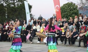 osmangazide-baharin-mujdesi-hidirellez-coskuyla-kutlandi.jpg