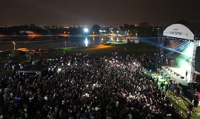 osmangazide-bursa-kahve-festivalinin-coskusu-basladi.jpg