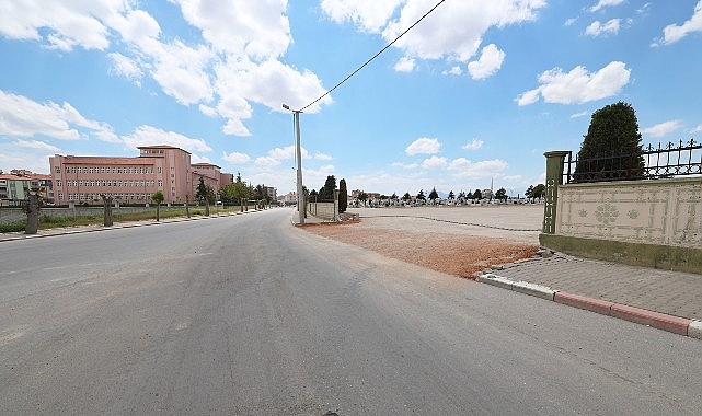 sehir-mezarligina-araclar-icin-yeni-giris-kapisi-acildi.jpg