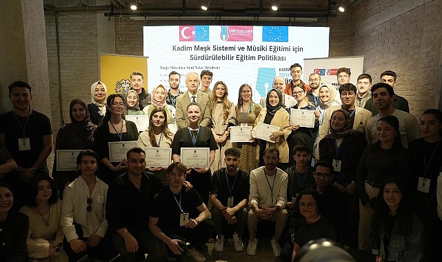 turk-musikisinin-asirlik-mesk-sistemi-konya-buyuksehir-depo-no-4te-yasatildi.jpg