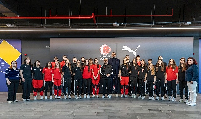 turkiye-basketbol-federasyonu-is-birligiyle-konsept-magaza-acildi.jpg