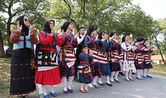 2-nilufer-karadeniz-festivali-sona-erdi.jpg