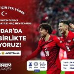 a-milli-takim-icin-tek-yurek-ay-yildizli-heyecanin-adresi-uskudar.jpg