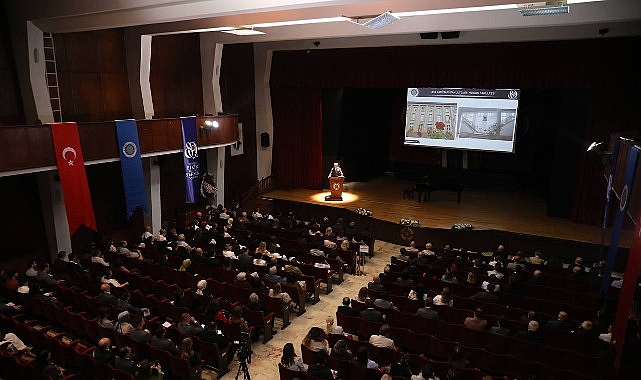 ankara-universitesi-80-yasinda.jpg
