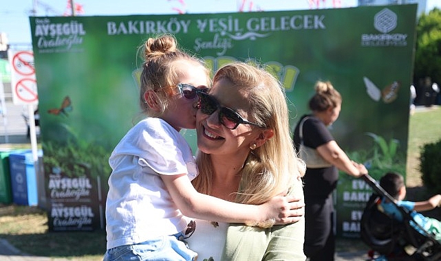 bakirkoyde-yesil-gelecek-senligi.jpg