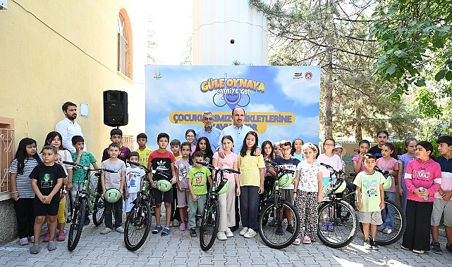 baskan-altay-gule-oynaya-camiye-gel-projesine-basvurularin-basladigini-duyurdu.jpg