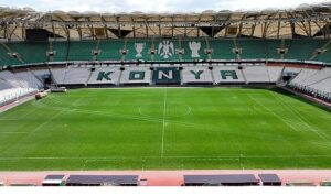 baskan-altay-konya-buyuksehir-stadyumunun-zemininde-renovasyon-calismasi-baslattiklarini-acikladi.jpg