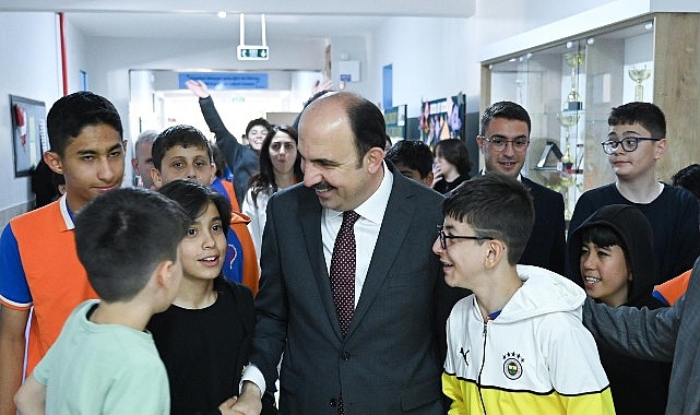 baskan-altay-lgsye-girecek-ogrencilere-basarilar-diledi.jpg