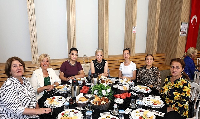 baskan-aydin-muhtarlarla-ortak-akil-bulusmasinda-bir-araya-geldi.jpg
