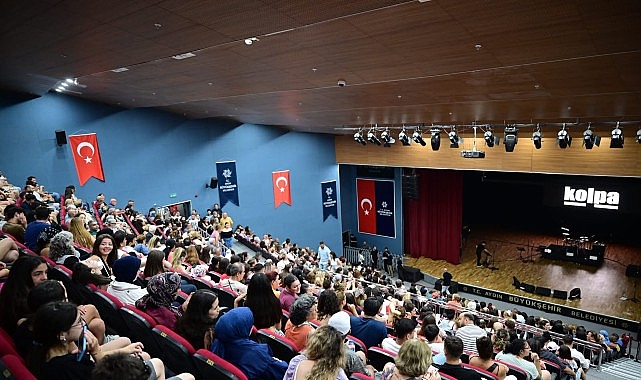 baskan-cercioglu-didimde-vatandaslari-yaza-merhaba-konseri-ile-bulusturdu.jpg