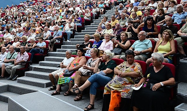 baskan-cercioglundan-didimde-yaza-sanat-dolu-merhaba.jpg