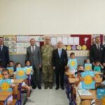 baskan-mesut-ergin-ogrencilerin-karne-sevincine-ortak-oldu.jpg