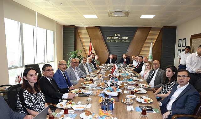 baskan-sadi-ozdemir-sanayicilerle-bulustu.jpg