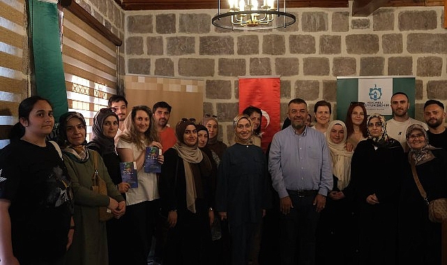 bir-kitap-bir-sehir-bir-yazar-ankarayi-kesfetti.jpg