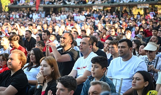 bornovada-tek-yurek.jpg