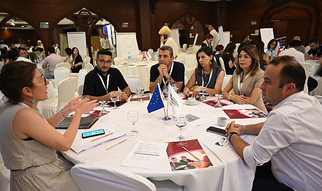 buyuksehir-climaax-projesi-kapsaminda-calistay-duzenledi.jpg