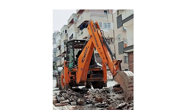 camlica-sokakta-yol-yenileme-ve-altyapi-calismalari-hiz-kesmeden-suruyor.jpg