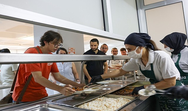cankayanin-genclik-sofrasinda-297-bini-askin-ogun-destegi.jpg