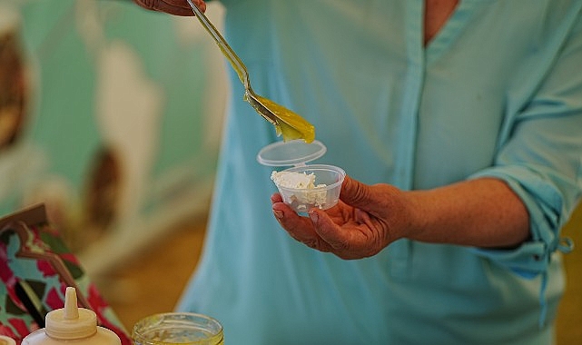 cesmenin-yerel-lezzetleri-uluslararasi-gastronomi-film-festivalinde-bulustu.jpg