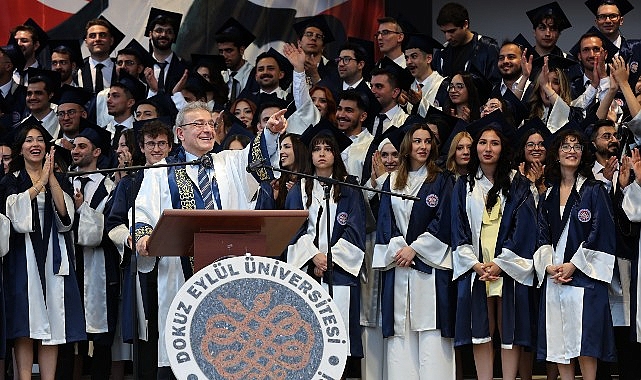 deu-tip-fakultesinde-48-donem-mezuniyet-coskusu-yasandi.jpg