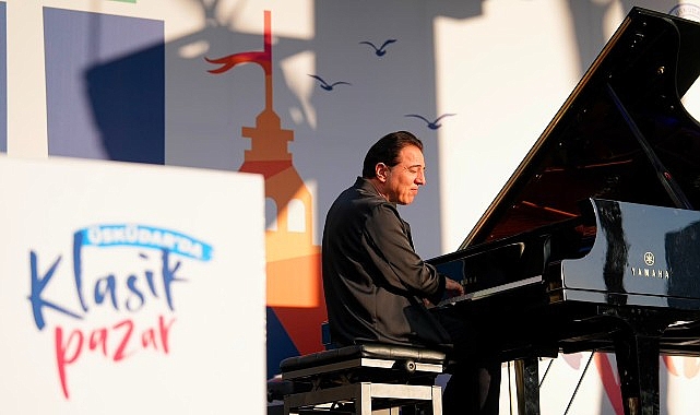 fazil-say-ile-perde-acildi-altin-karinca-odullu-klasik-pazar-ucuncu-yilinda-sanatseverlerle-bulustu.jpg
