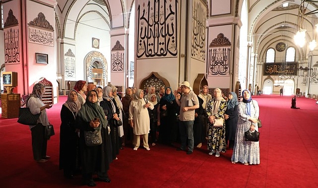 gemlik-belediyesi-kultur-turlari-kurtul-mahallesi-ile-devam-etti.jpg