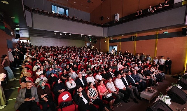 genc-akademiden-goz-dolduran-gece.jpg