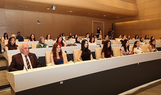 gencler-niluferde-gelecege-hazirlaniyor.jpg