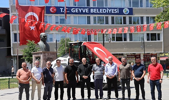 geyve-belediyesi-arac-envanterine-yeni-silindir-kazandirdi.jpg