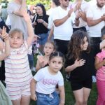 gunduz-ucurtma-yaptilar-aksam-konserde-bulustular.jpg