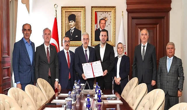 inegolun-yeni-aile-sagligi-merkezi-icin-imzalar-atildi.jpg