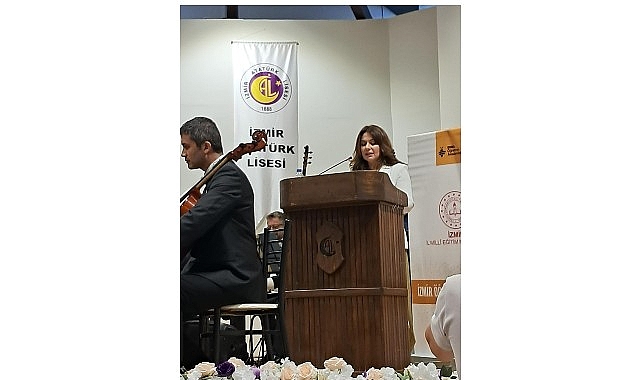 izmir-ogretmen-akademileri-2025-2026-egitim-ogretim-yili-kapanis-programi-gerceklestirildi.jpg