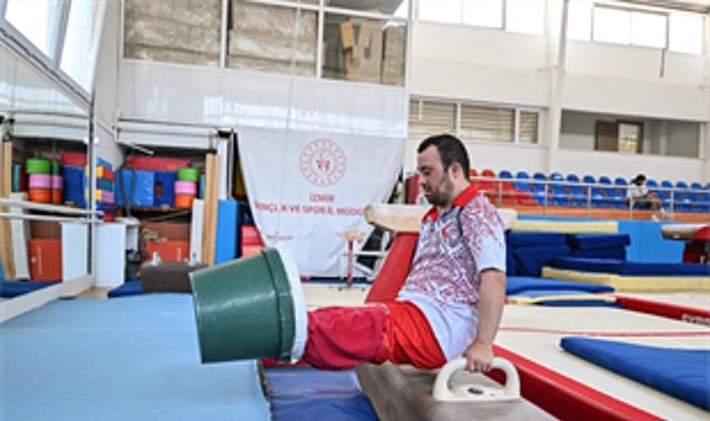 izmirli-ozel-sporcu-ozturkten-tarihi-basari.jpg