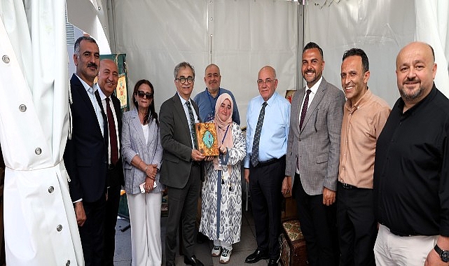 izmit-alisveris-festivali-basladi.jpg
