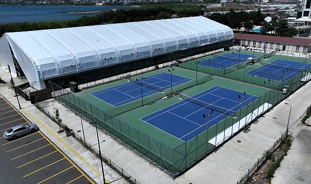 izmit-tenis-spor-merkezine-4-kapali-tenis-kortu.jpg