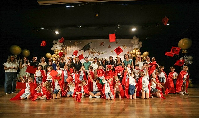 karsiyaka-belediyesi-anaokullarinda-mezuniyet-heyecani.jpg