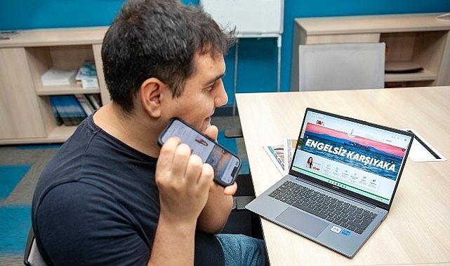 karsiyaka-belediyesinden-oncu-hizmet-yapay-zeka-ile-engelsiz-internet-sitesi.jpg