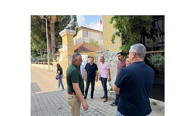 kemer-belediyesinden-lgsye-giren-ogrencilere-su-ve-seker.jpg