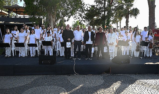 kemerde-yaza-merhaba-konseri.jpg